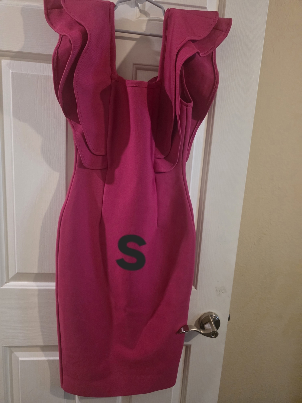 Women's Fuchsia Ruffle-Sleeve Sheath Dress